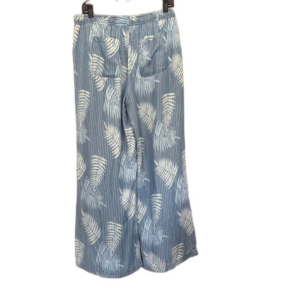 Standard Grace Wide Leg Beach Pants Chambray Stripe Tropical Flowy Size Large - Picture 4 of 6